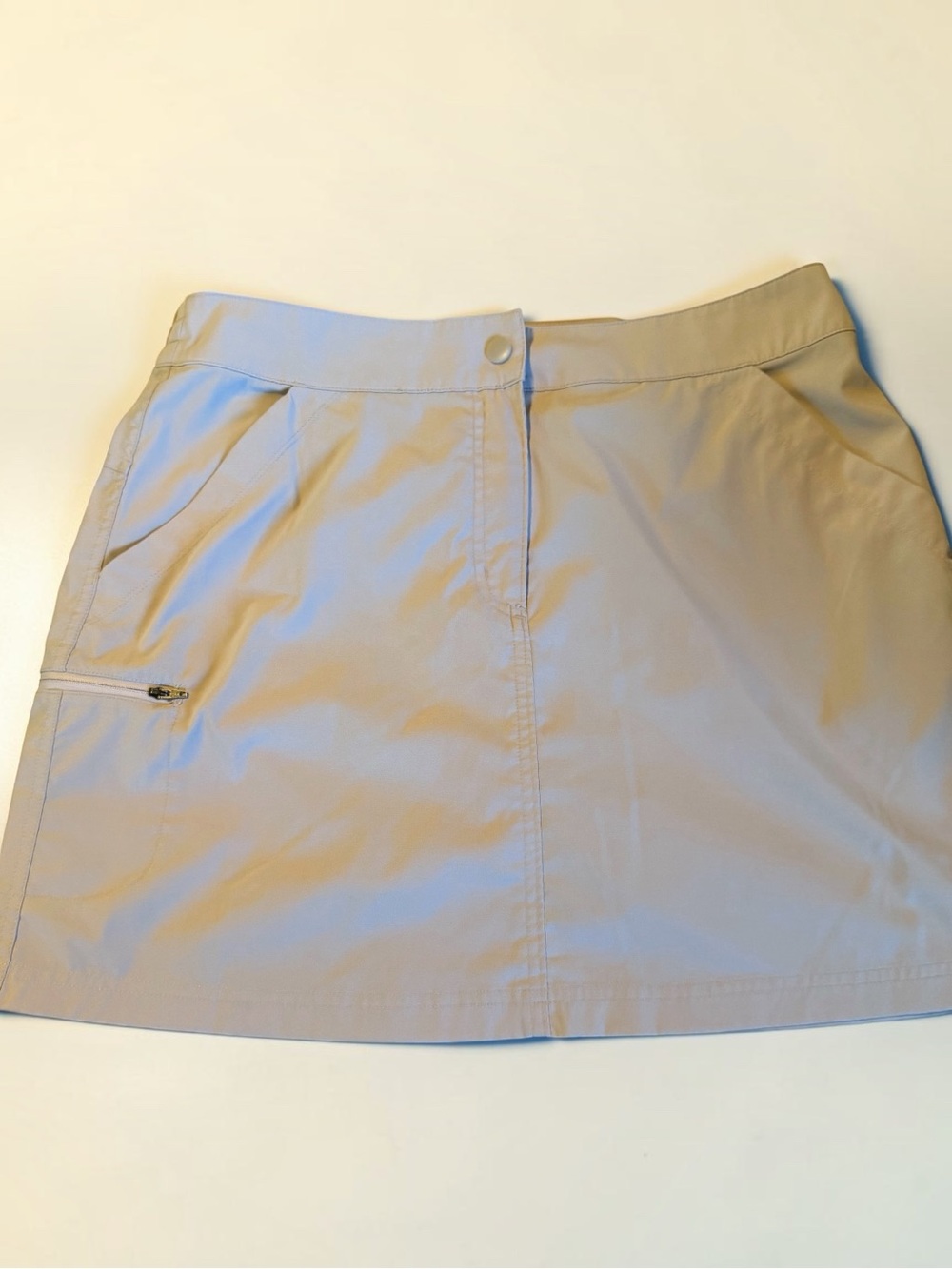 Women's 32 Cool Beige Skort with Front Pockets